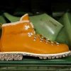 Outlet M120 Bear Yellow Boots