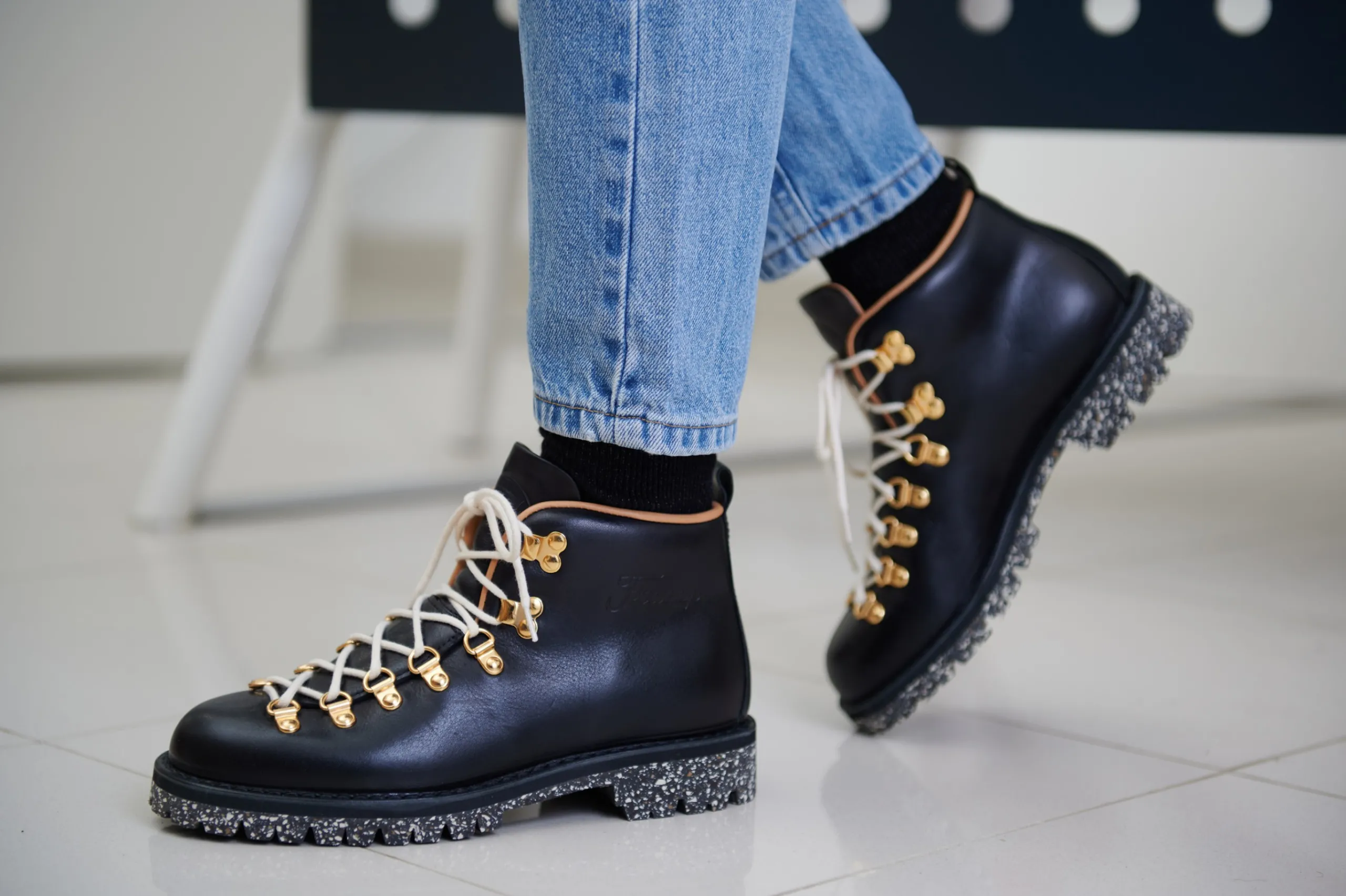 Hot Magnifico M120 Roc Boots Boots